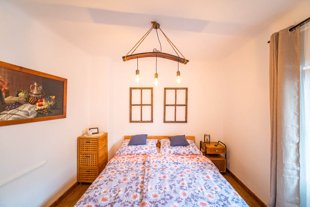 placeholder image-sq